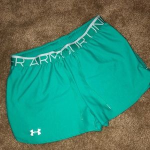 UA play it up shorts